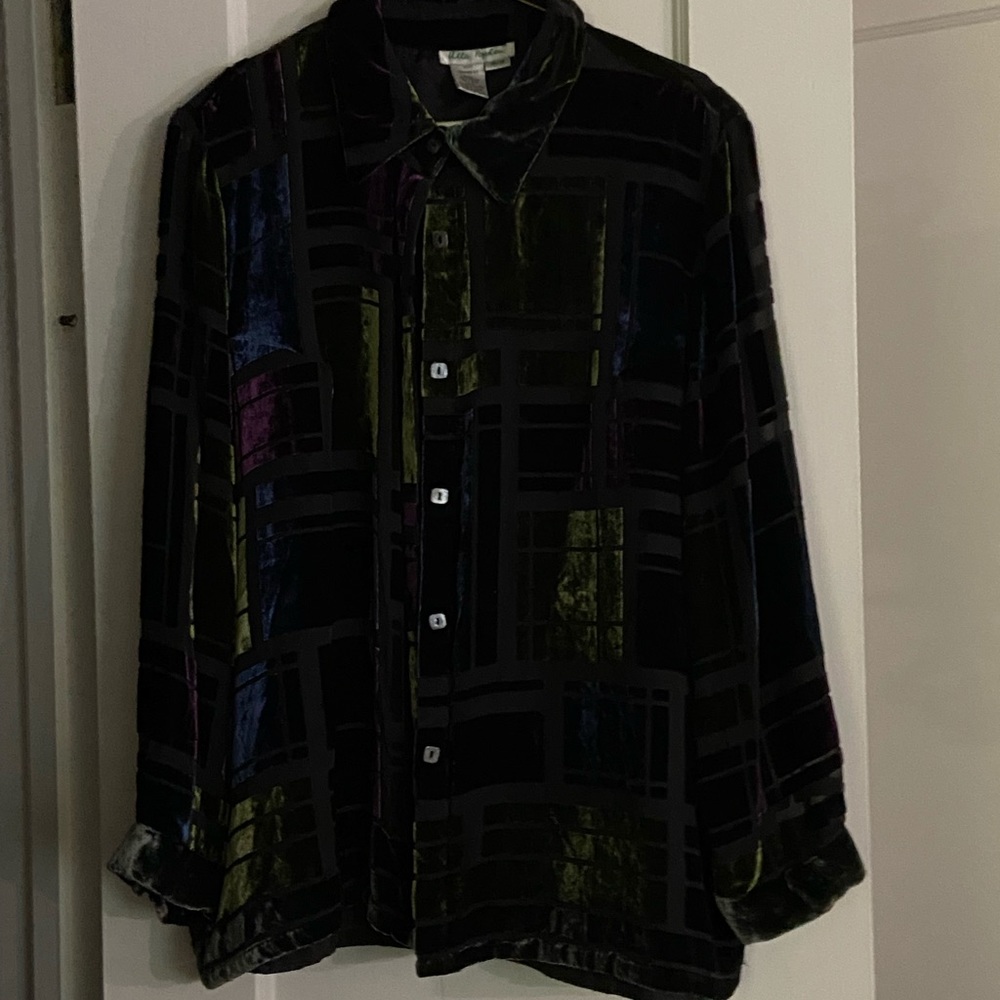 ULLA POPKEN Button Front Long-Sleeve Shirt. Size 16/18 Excellent used condition.